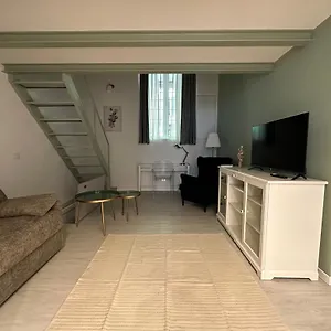  Appartamento Flowers, A Cozy In Italia
